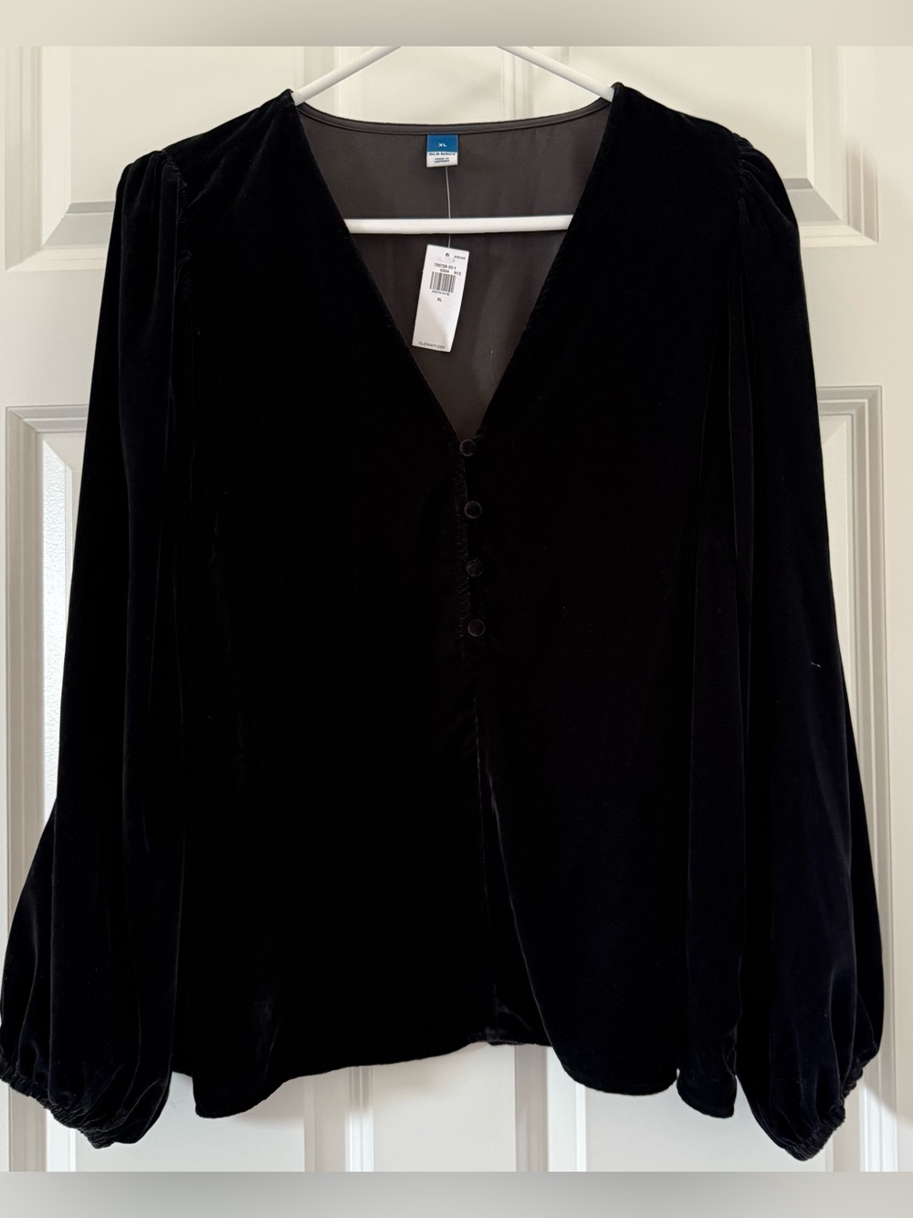 Old Navy Black Velvet V-Neck Button-Front Blouse